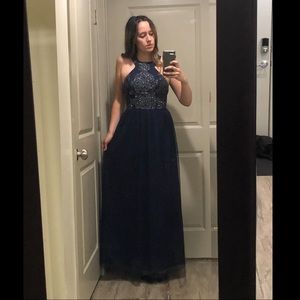 Gorgeous Navy Blue Formal/Gala gown 💙